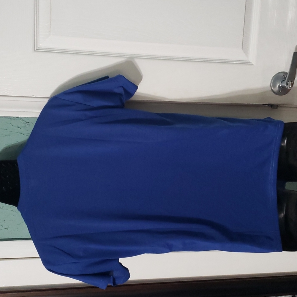 Shirt - Picture 2 of 3